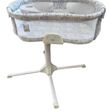 Halo Swivel Bassinet