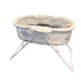 Delta childrens Compact bassinet